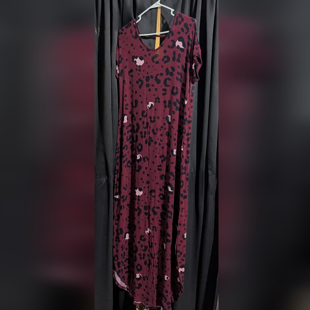 Pink and Black V-Neck Buttoned Maxi Sundress